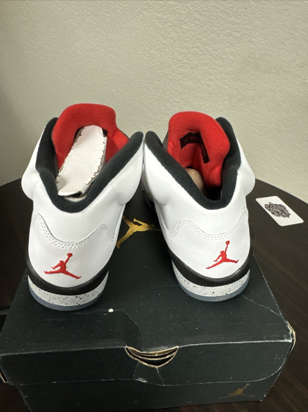 Jordan 5 Retro White Cement (GS) - Size 5Y - product image from the listing.