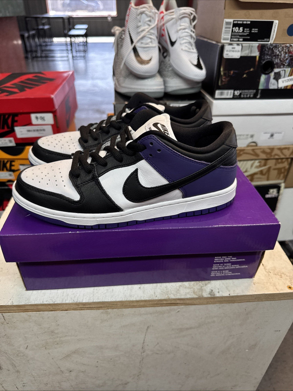 NIKE SB DUNK LOW PRO COURT PURPLE BLACK WHITE - Size 9.5 - product image from the listing.
