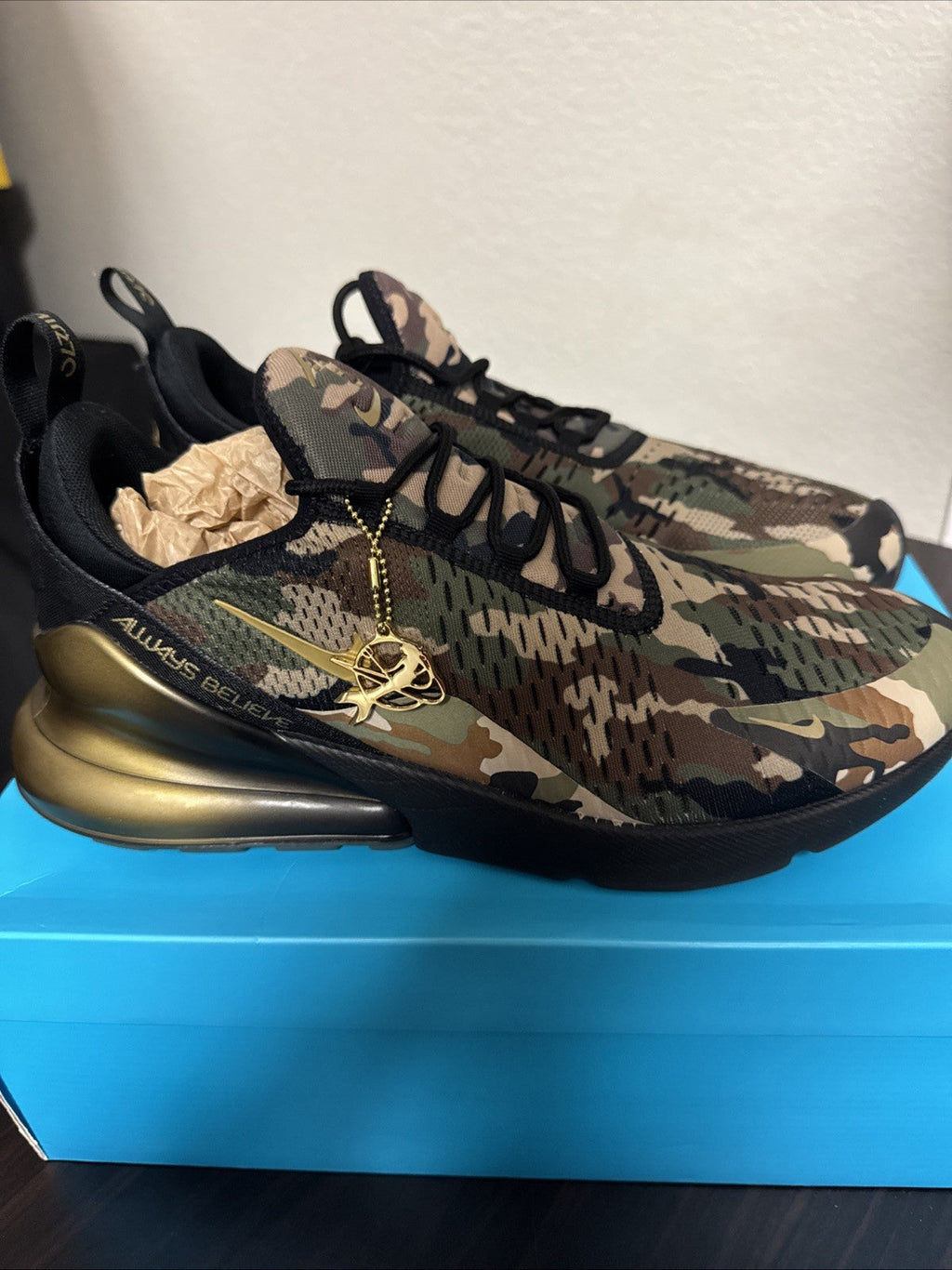 DOERNBECHER FREESTYLE 2018 CAMO BV7112-001 - SIZE 11.5 - NIKE AIR MAX 270 - product image from the listing.