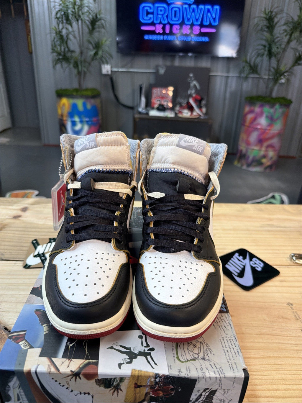 Jordan 1 Retro NRG x Union LA High Black Toe - Size 8.5 - product image from the listing.