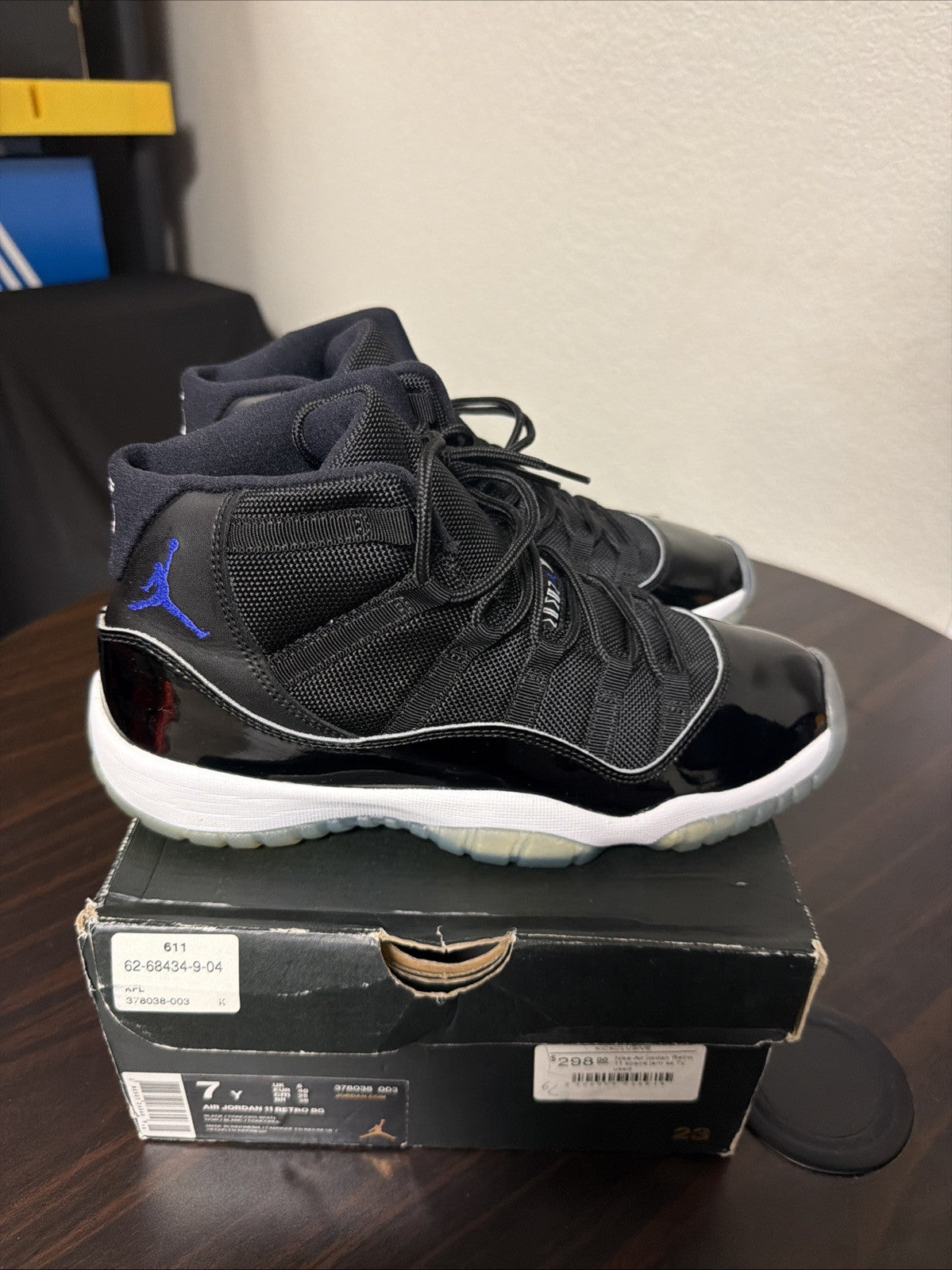 Jordan 11 Retro 2016 Mid Space Jam - Size 7 (GS) - product image from the listing.