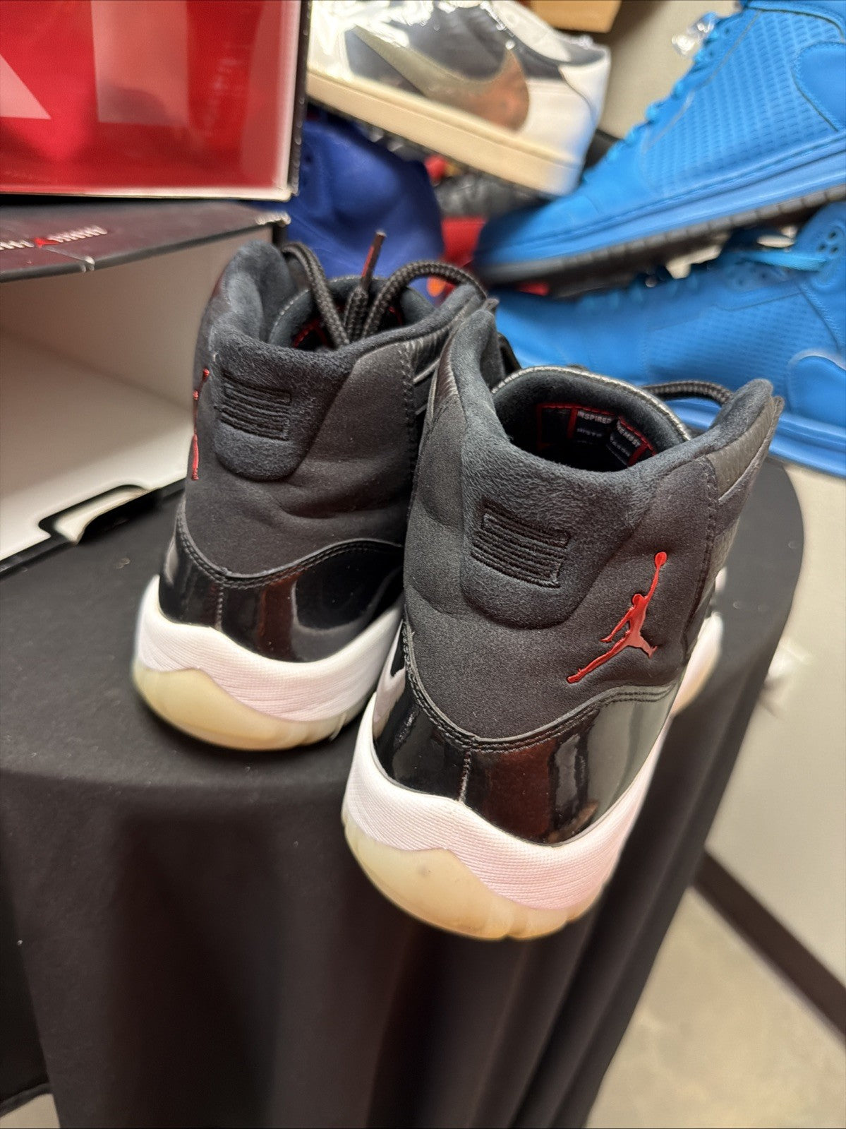 Men's Nike Air Jordan 11 Retro 72-10 Athletic Shoes Black/White - product image from the listing.