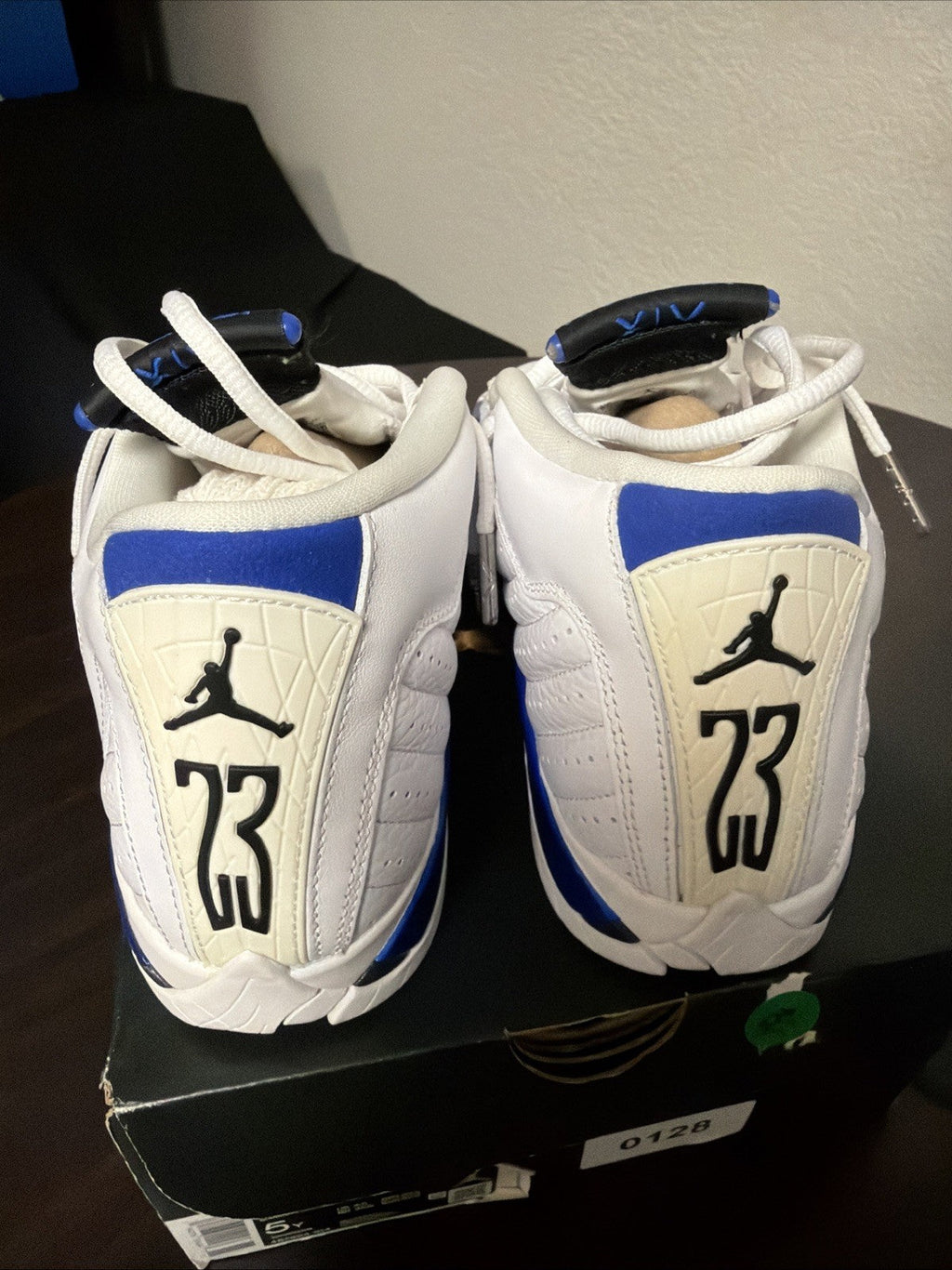 Women's Jordan 14 Retro White Hyper Royal (GS) Childrens 5Y 6.5 W/OG BOX EUC - product image from the listing.