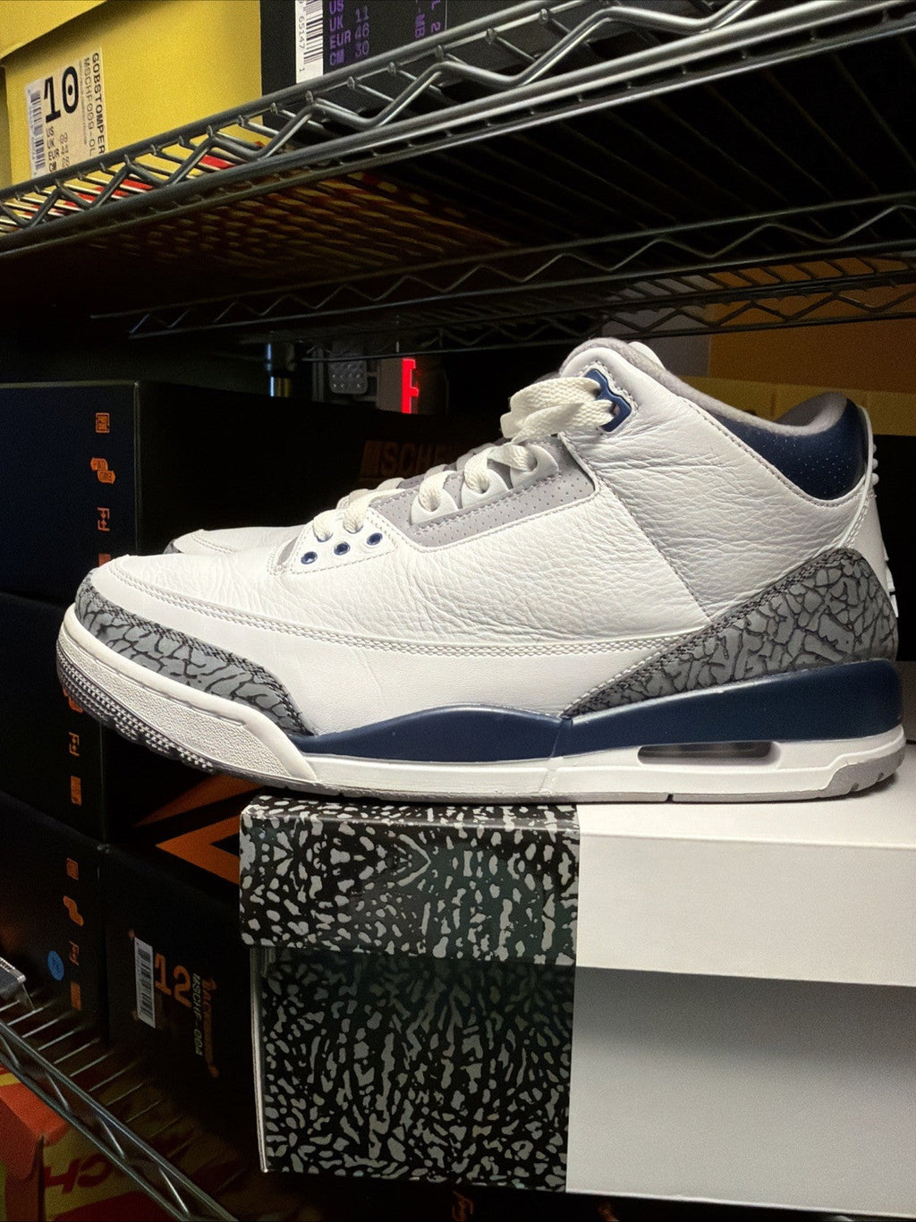 Air Jordan 3 Retro Midnight Navy - Size 11.5 - product image from the listing.