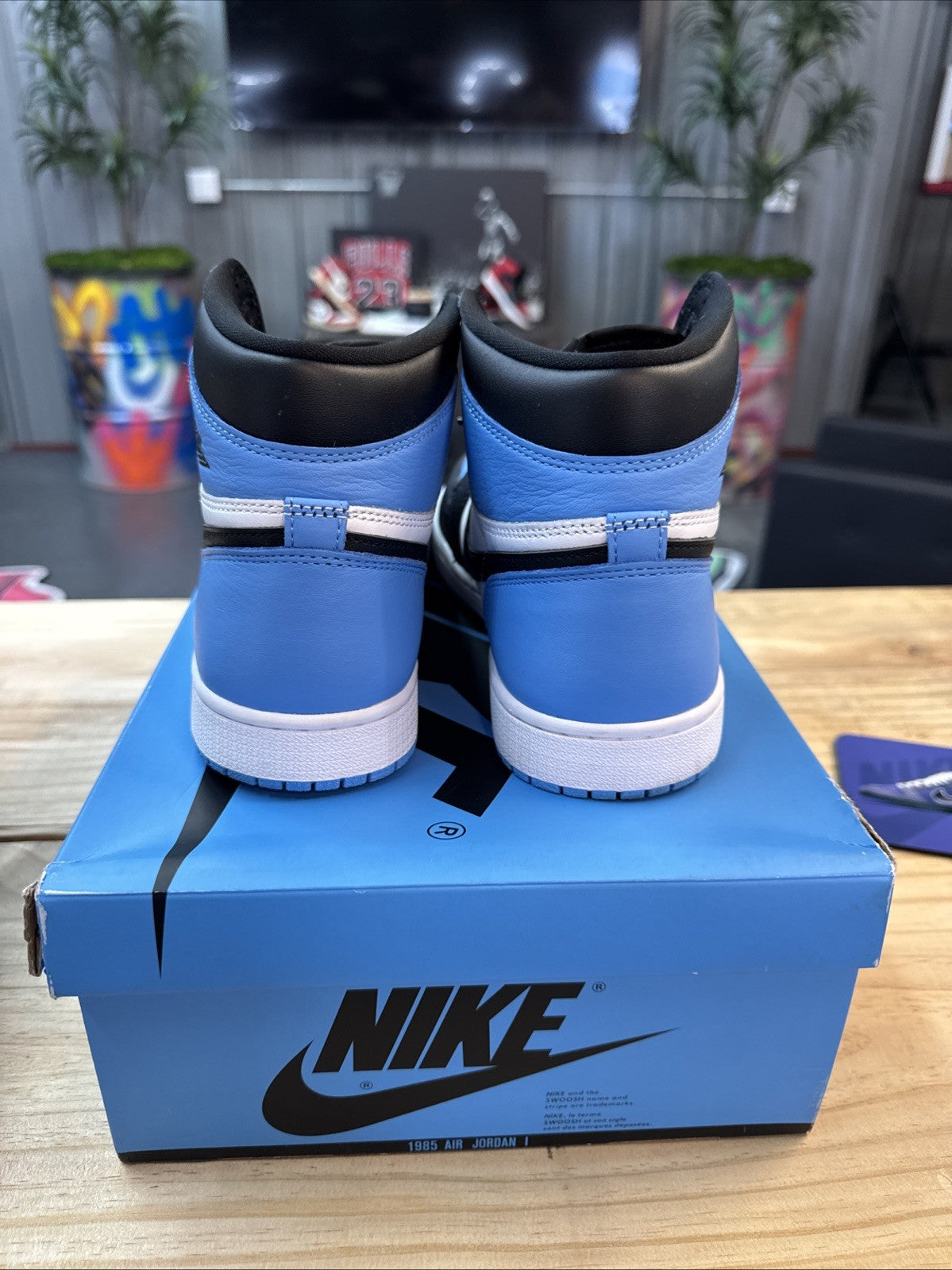 Jordan 1 Retro OG High UNC Toe - Size 8.5 - product image from the listing.