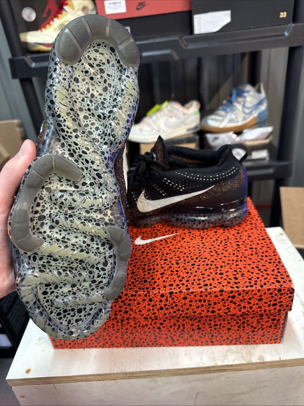 Nike Air Vapormax 2023 Flyknit Se Olympic Safari Black-Silver Size 13 - product image from the listing.