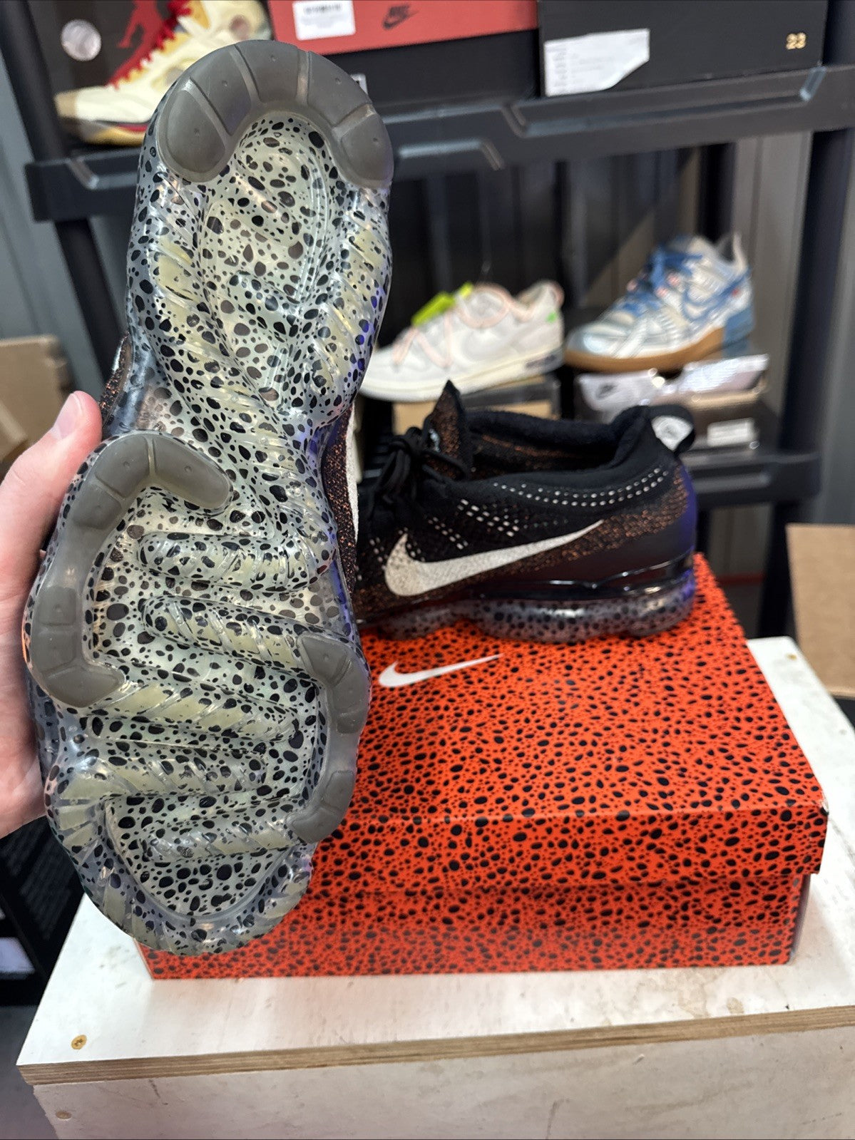 Nike Air Vapormax 2023 Flyknit Se Olympic Safari Black-Silver Size 13 - product image from the listing.