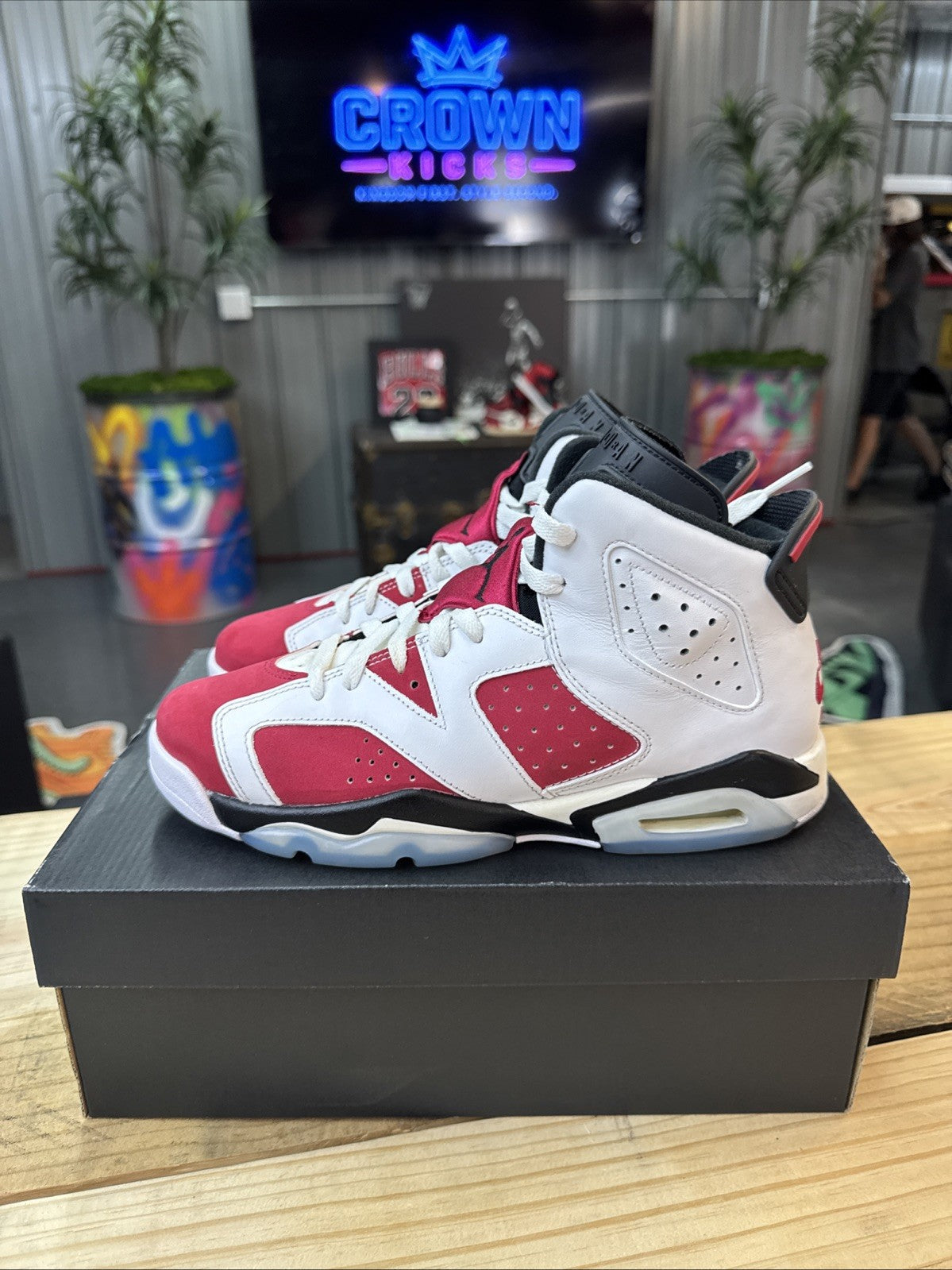 Nike Kids Jordan 6 Retro White Carmine Black - Size 7y - product image from the listing.