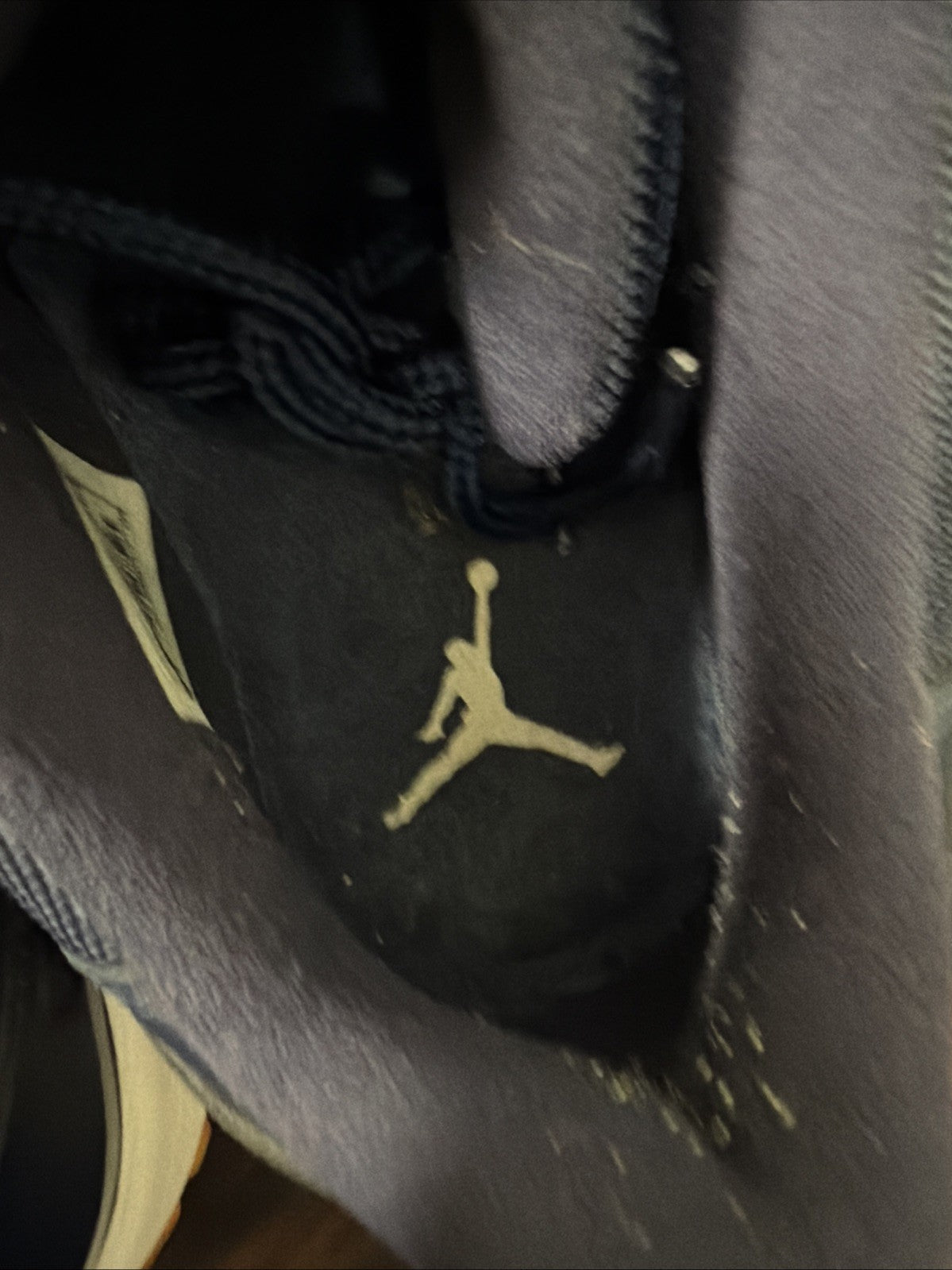 Navy Gum Size 10.5 Good Condition - Air Jordan 11 Retro Low - product image from the listing.