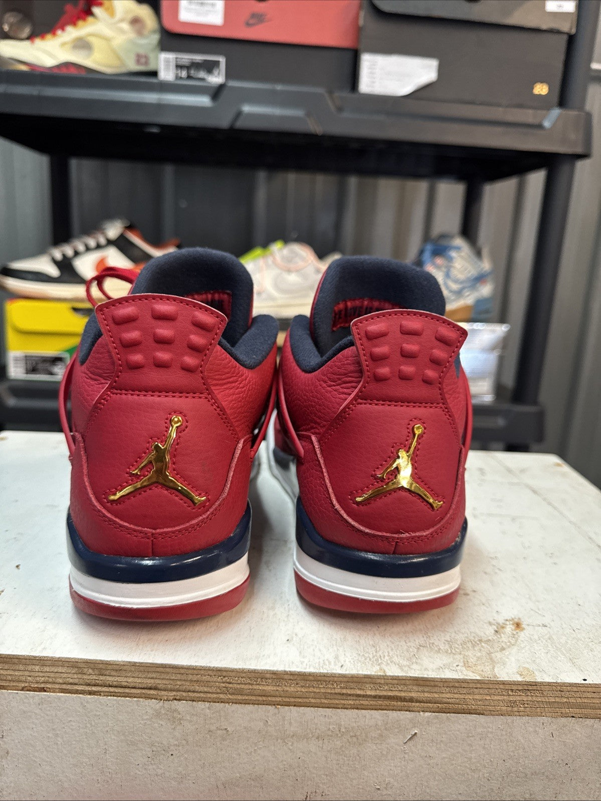 Air Jordan 4 Retro FIBA | No Box - Barely Worn - Size 11.5 - product image from the listing.