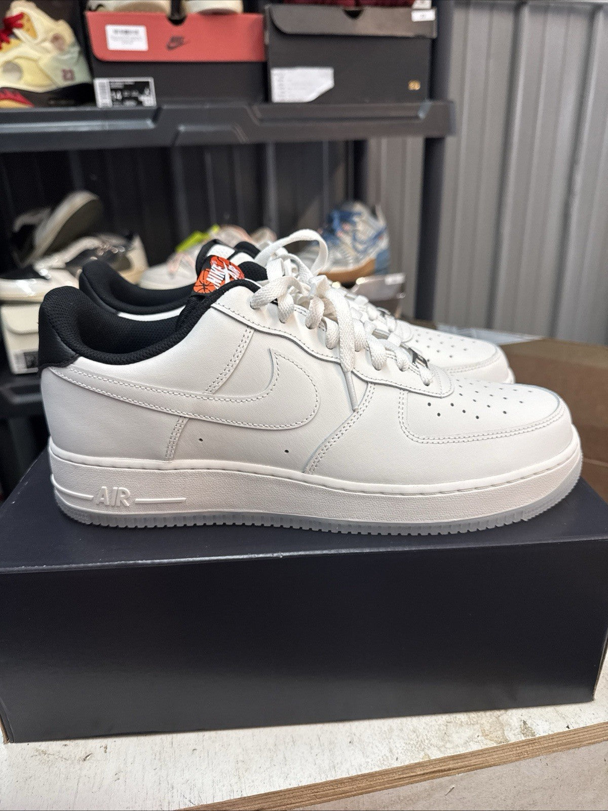 Chaussures lifestyle hommes Nike Air Force 1 07 - Size 12 - product image from the listing.