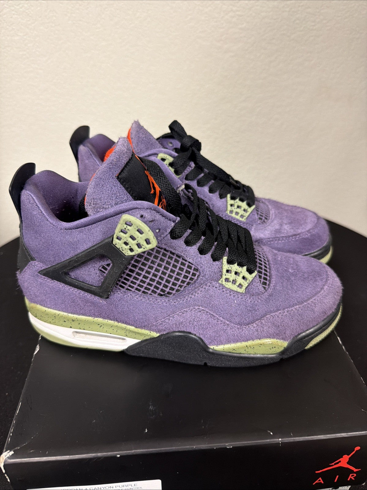 Women's Jordan 4 Retro Canyon Purple Suede Athletic Shoes Size 8.5 AQ9129-500 - product image from the listing.