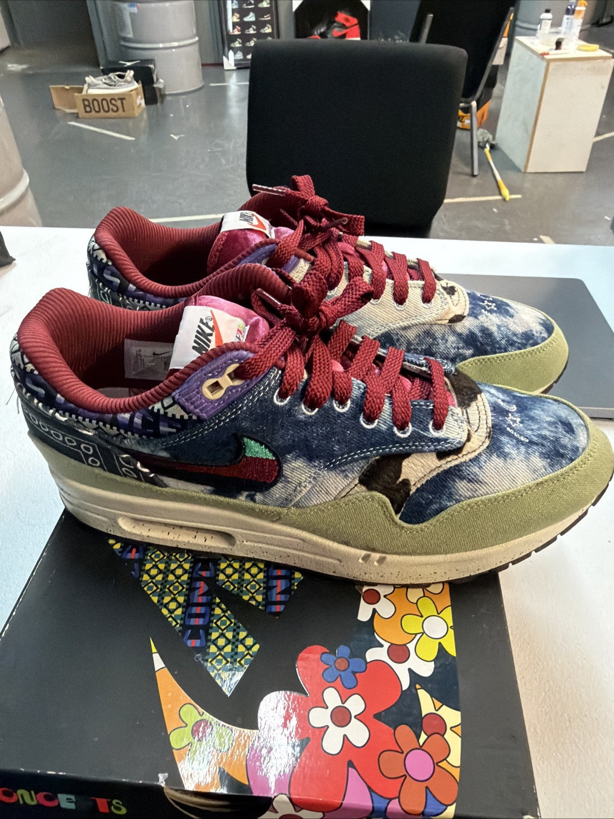 concepts mellow - Nike air max 1 SP - product image from the listing.