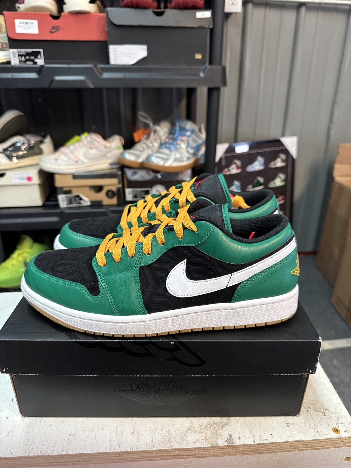 "Holiday Special" Size 10.5 - Air Jordan 1 Low SE Malachite - product image from the listing.