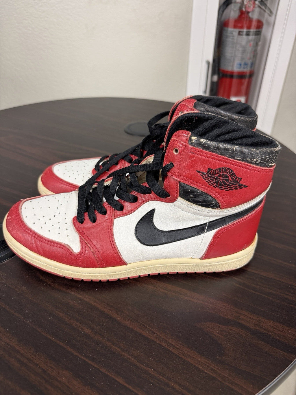 1985 Chicago🦄 - Air Jordan 1 - product image from the listing.