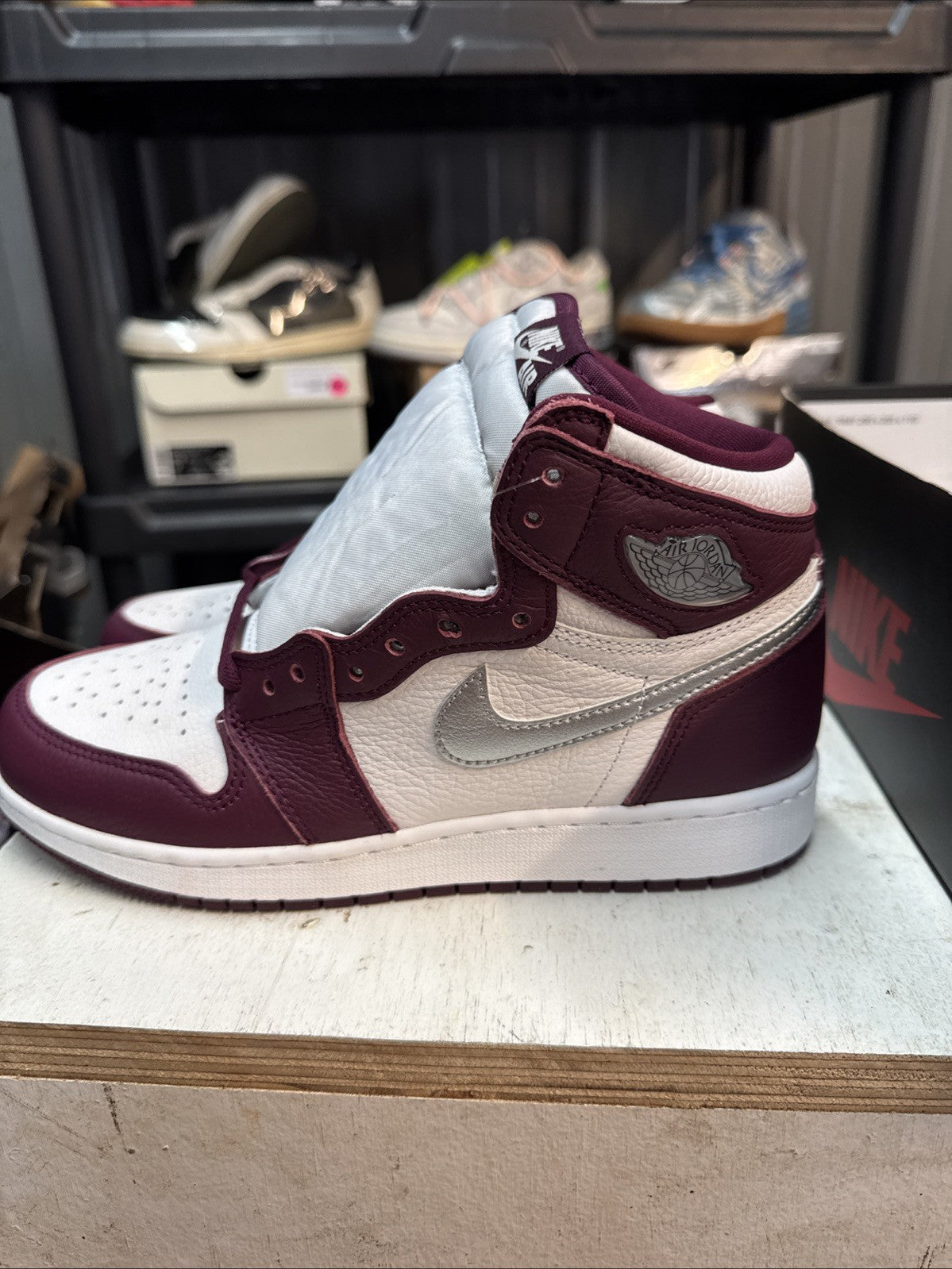 NIB NIKE AIR JORDAN 1 RETRO HIGH GS BORDEAUXL | Topless Box - Size 6Y - product image from the listing.