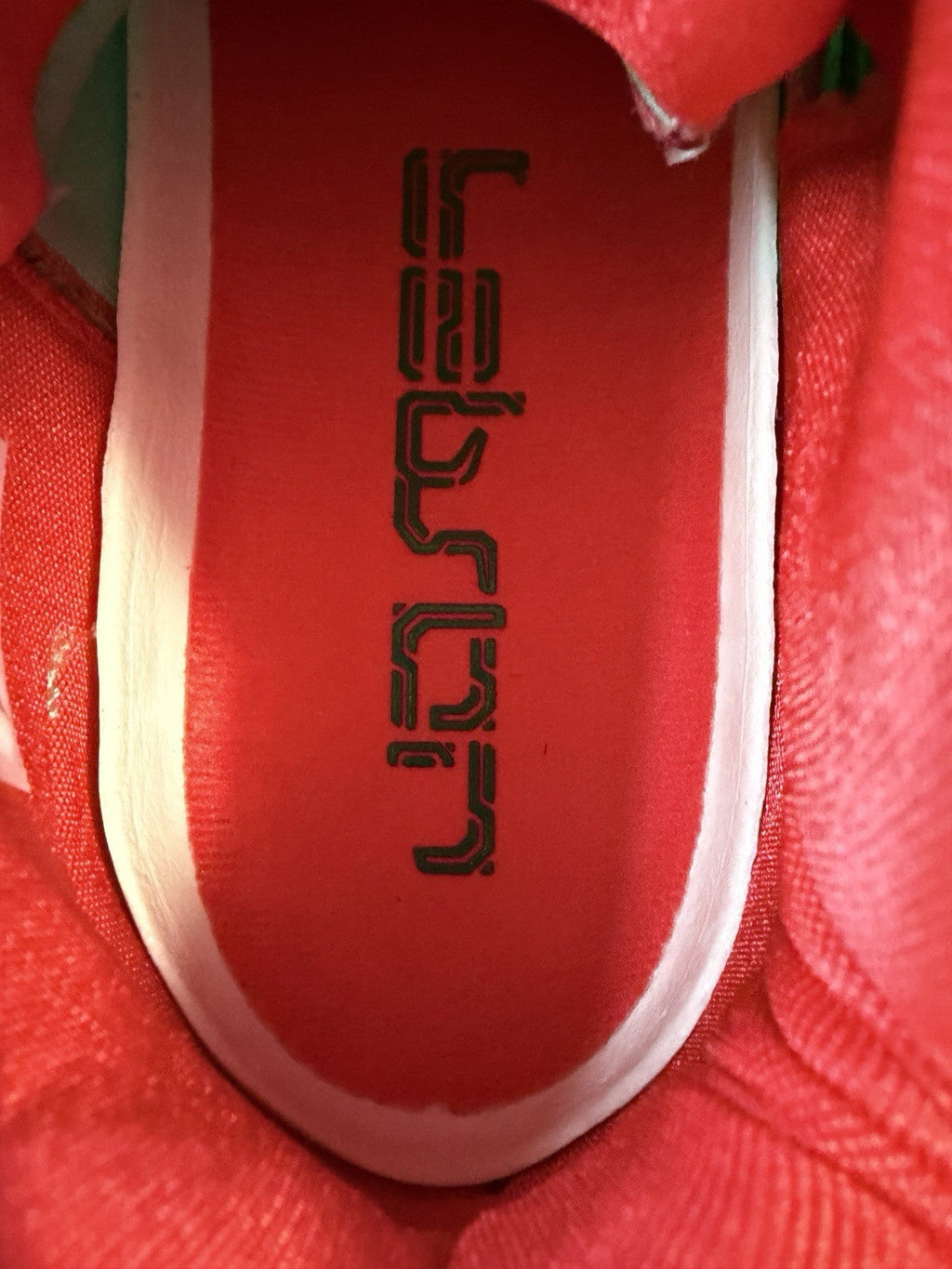Nike LeBron XI 11 Christmas 2013 Crimson Arctic Green Glow Footwear 616175-301 Sz13 - product image from the listing.