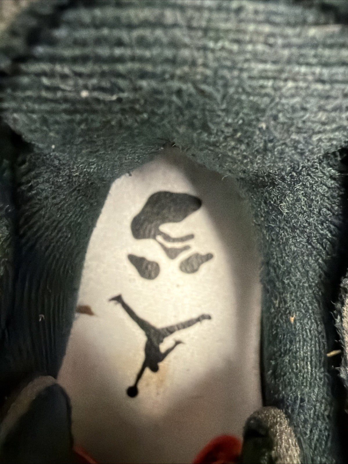 Off-White x Air Jordan 2 Retro SP Low Black Varsity Royal DJ4375 004 Size 9 Used - product image from the listing.