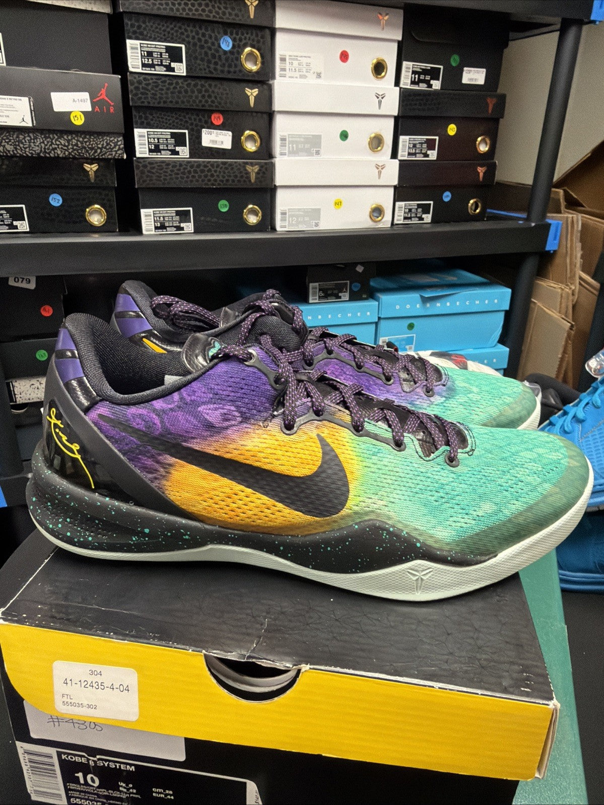 Nike Kobe 8 VIII System Easter Purple-Yellow-Teal Size 10 Trainers 555035-302 - product image from the listing.
