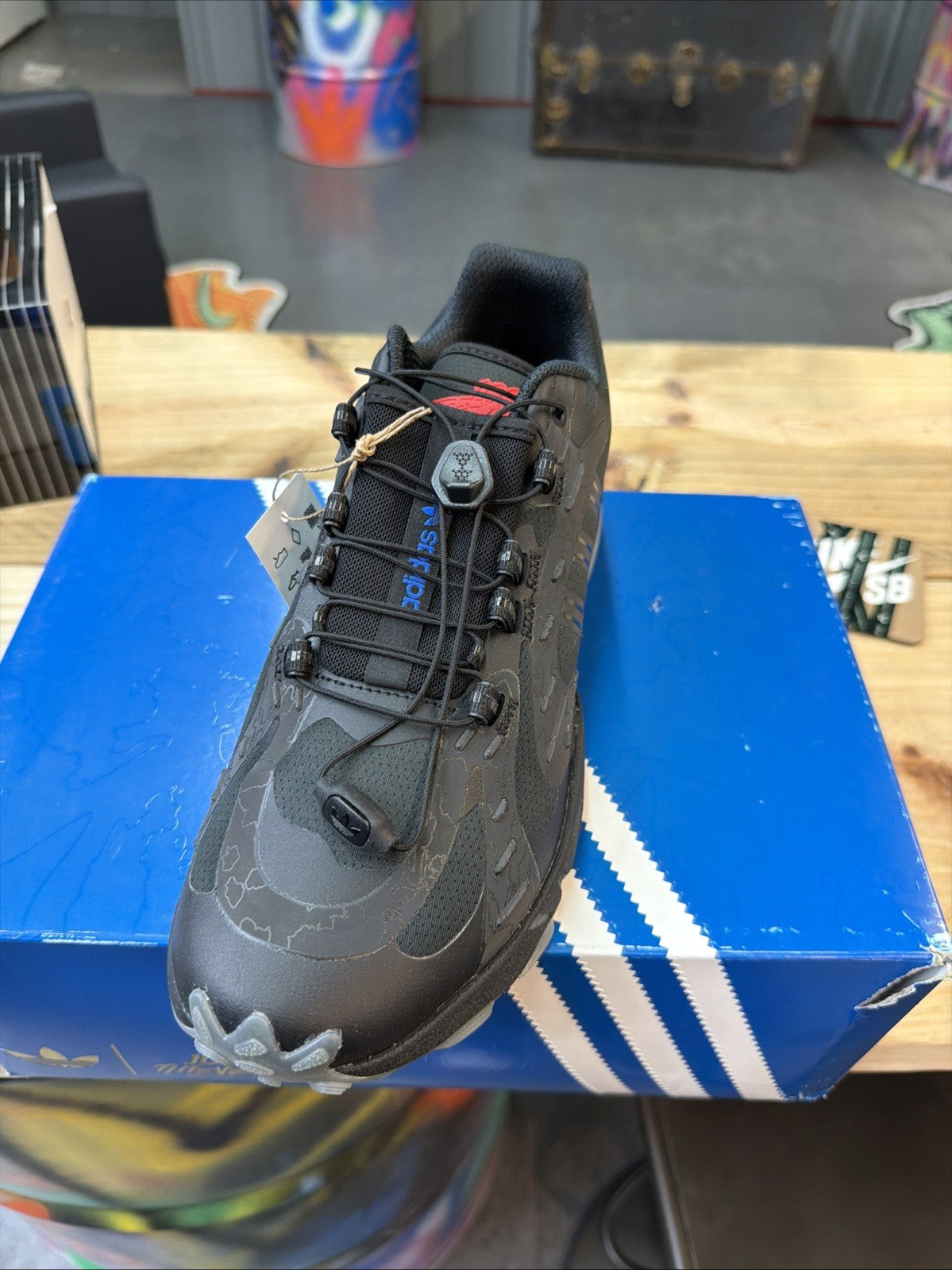 Size 9 - 100 Thieves x adidas Savage Geo Camo - product image from the listing.