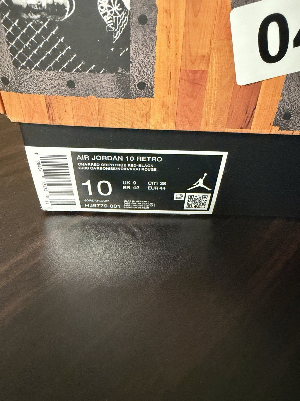 Shadows - Air Jordan 10 2025 - product image from the listing.