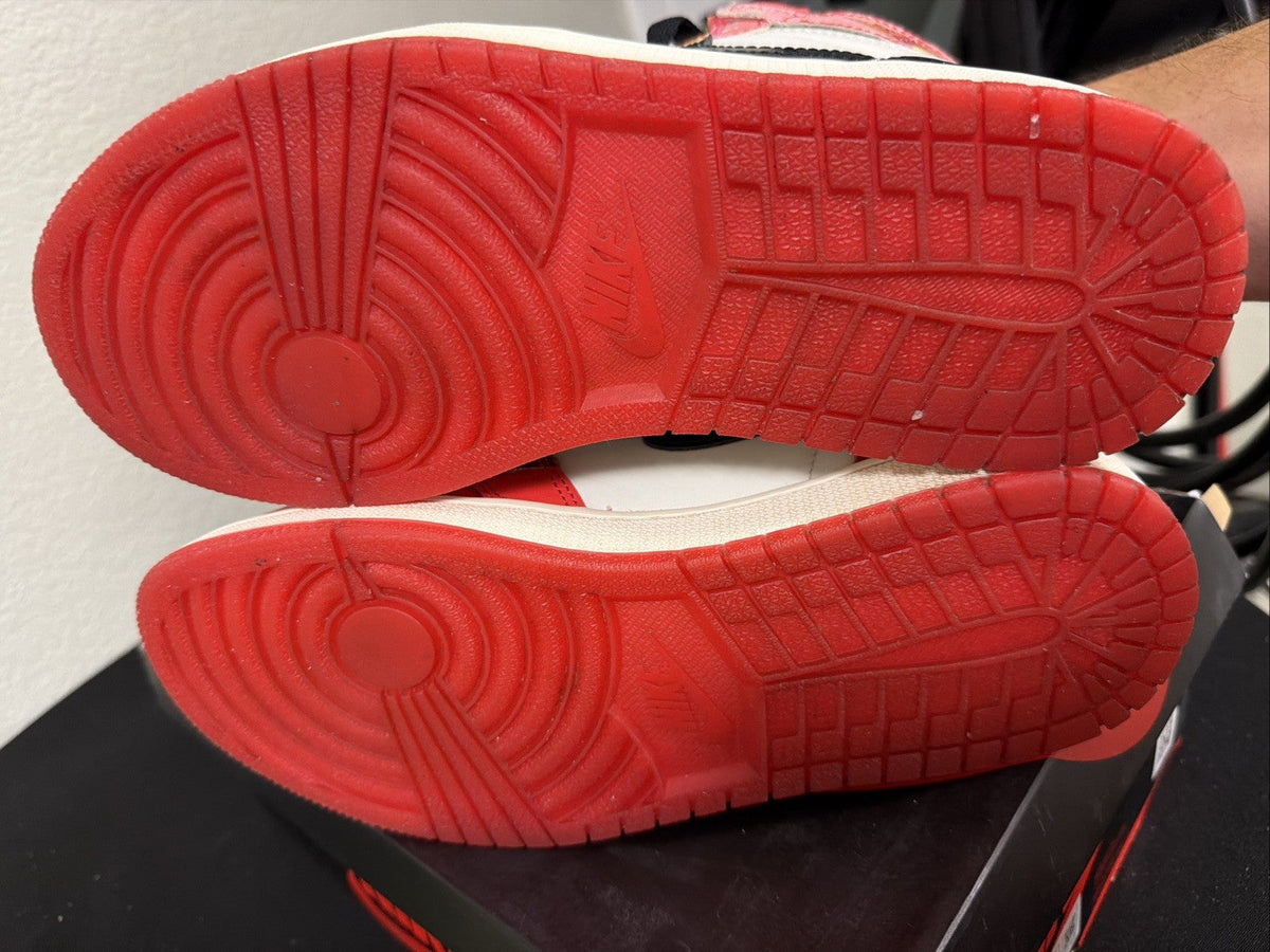 Jordan 1 Retro OG x Marvel High Next Chapter - Size 8.5 - product image from the listing.