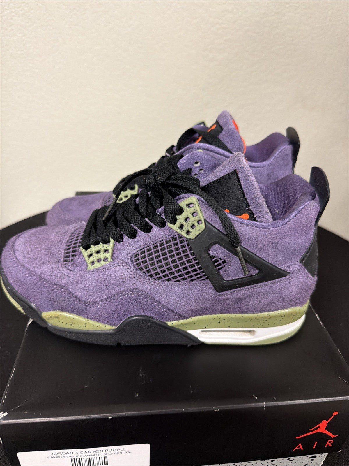 Women's Jordan 4 Retro Canyon Purple Suede Athletic Shoes Size 8.5 AQ9129-500 - product image from the listing.