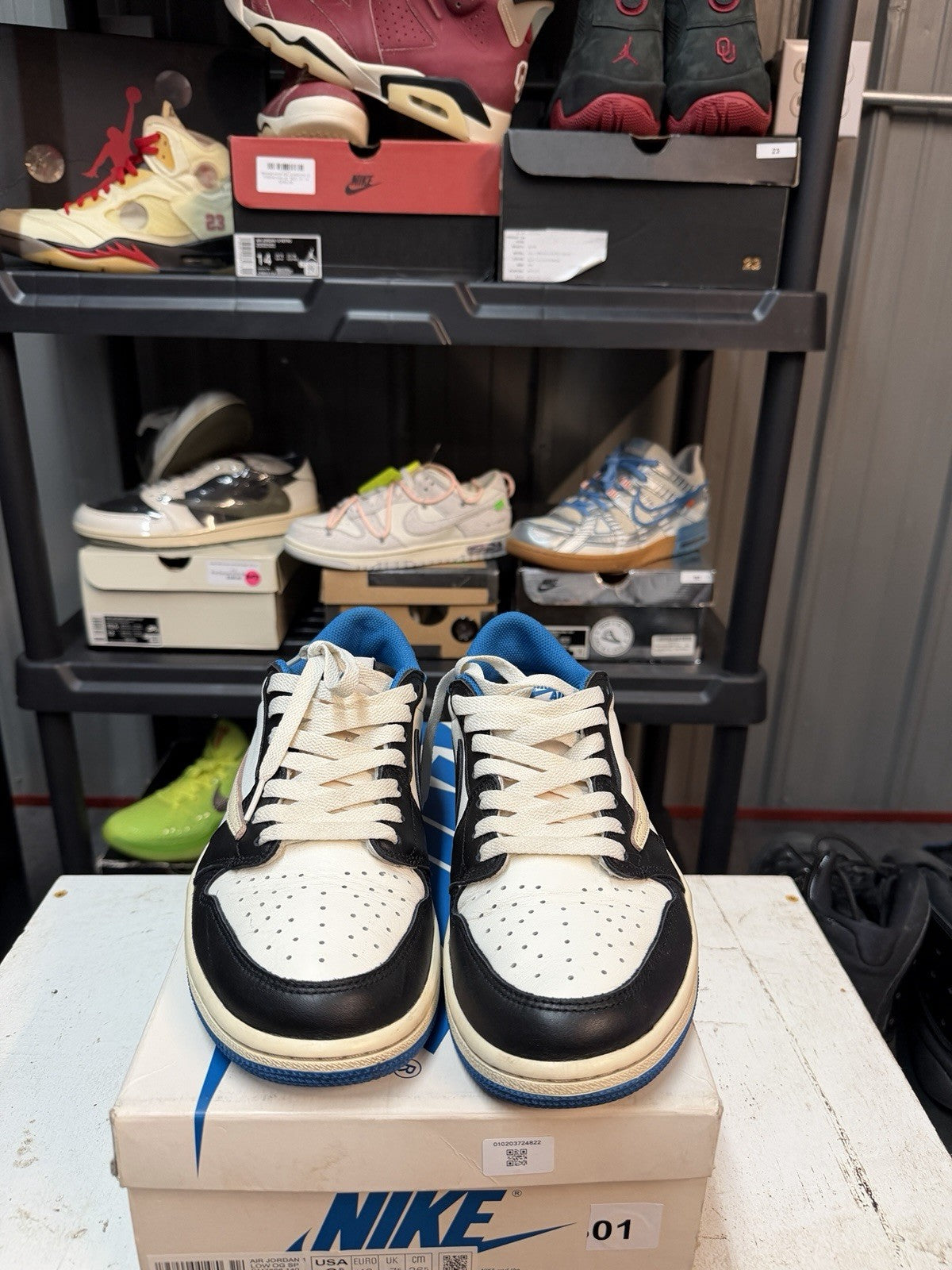Air Jordan 1 Retro x Fragment Design x Travis Scott Low Blue - Size 8.5 - product image from the listing.