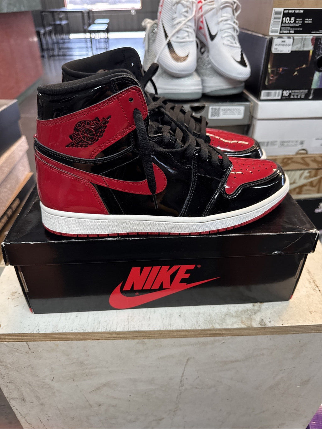 Jordan Air Jordan 1 Retro High OG Patent Bred - Size 11 - product image from the listing.