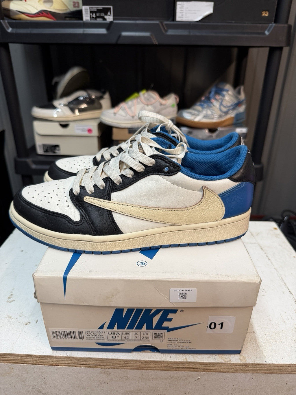 Air Jordan 1 Retro x Fragment Design x Travis Scott Low Blue - Size 8.5 - product image from the listing.