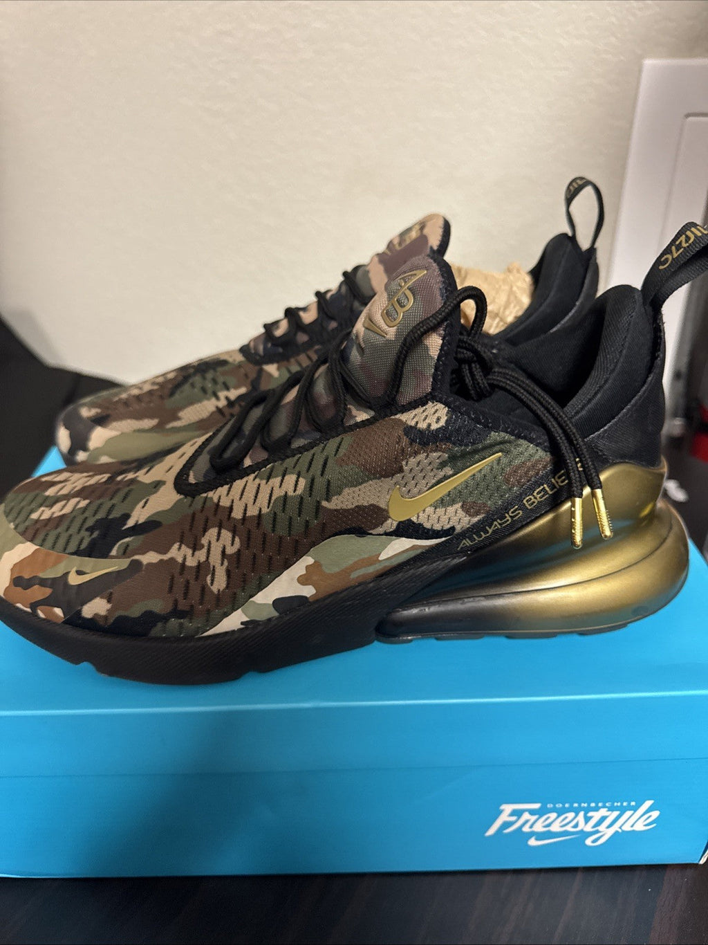 DOERNBECHER FREESTYLE 2018 CAMO BV7112-001 - SIZE 11.5 - NIKE AIR MAX 270 - product image from the listing.