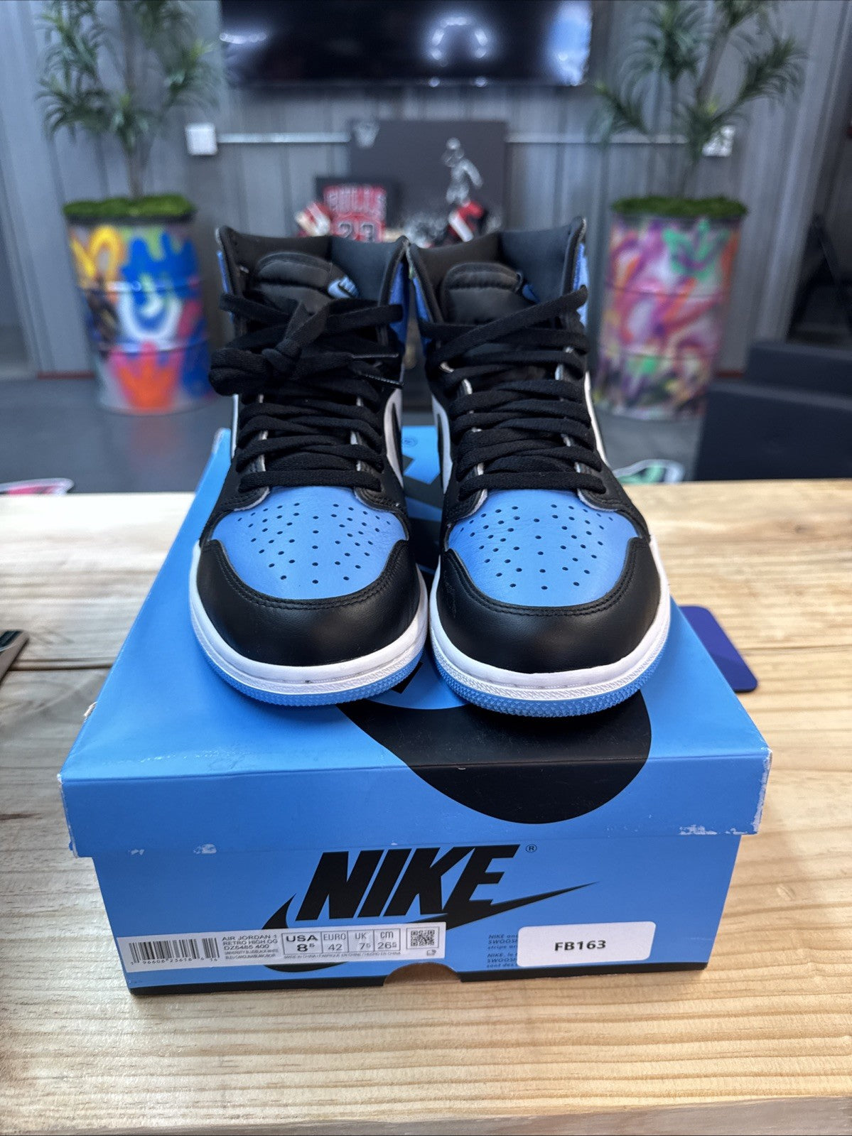 Jordan 1 Retro OG High UNC Toe - Size 8.5 - product image from the listing.