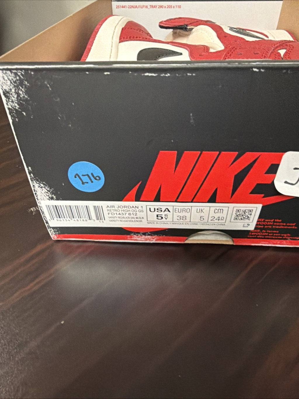 "LOST AND FOUND" Air Jordan 1 Retro High OG 2022-Size 5.5 Y(GS) Complete Box - product image from the listing.