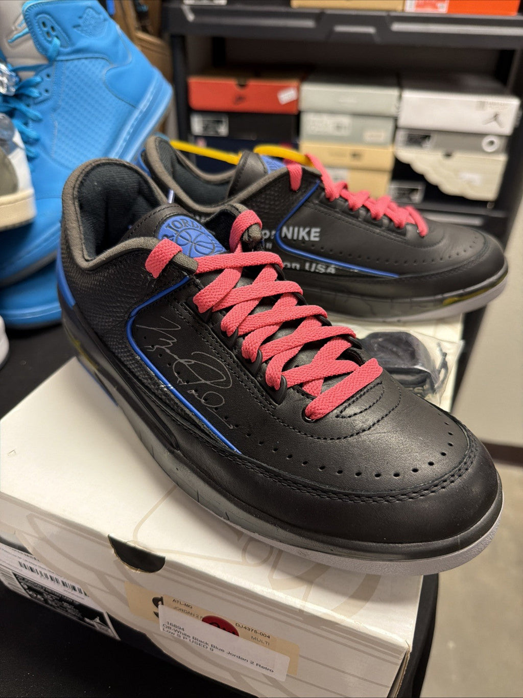 Off-White x Air Jordan 2 Retro SP Low Black Varsity Royal DJ4375 004 Size 9 Used - product image from the listing.