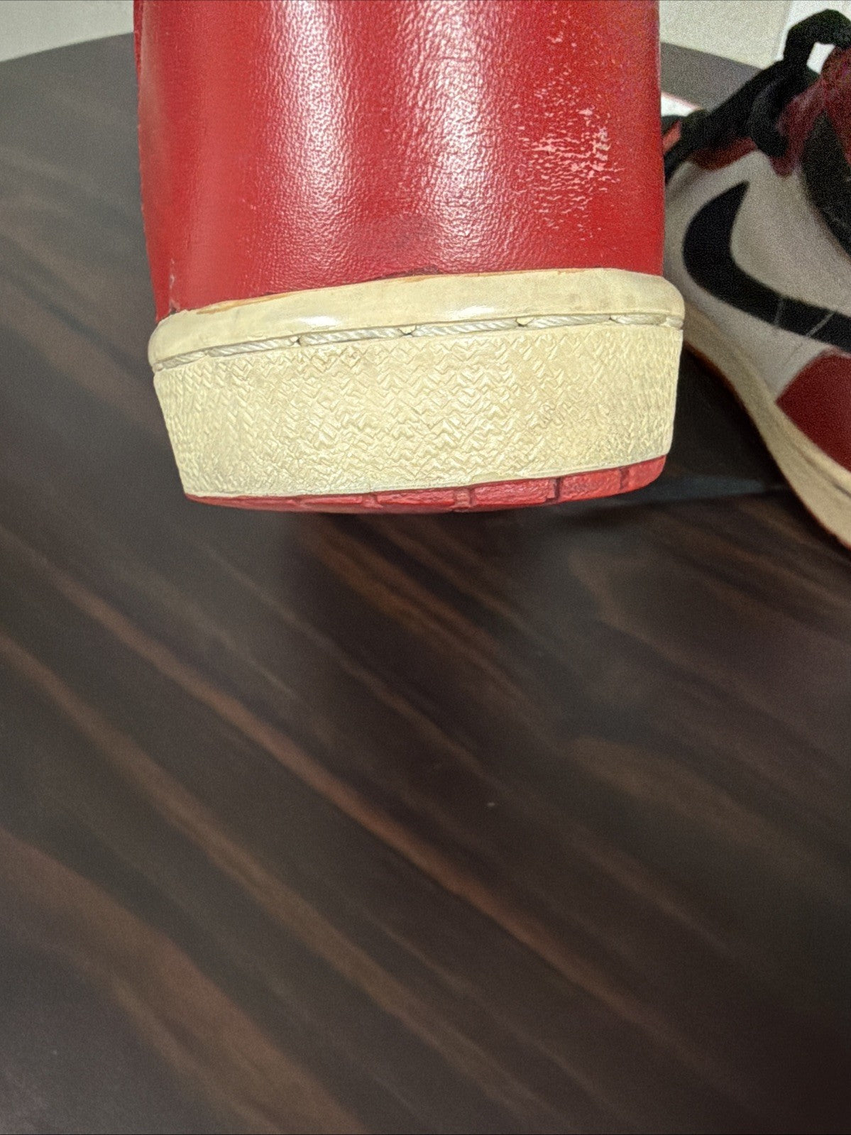 1985 Chicago🦄 - Air Jordan 1 - product image from the listing.