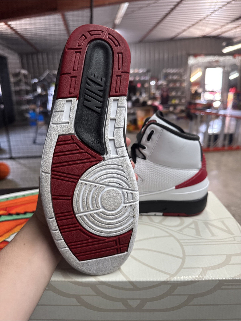 Nike Air Jordan 2 Retro OG Chicago White/Varsity Red/Black - Size 8.5 - product image from the listing.