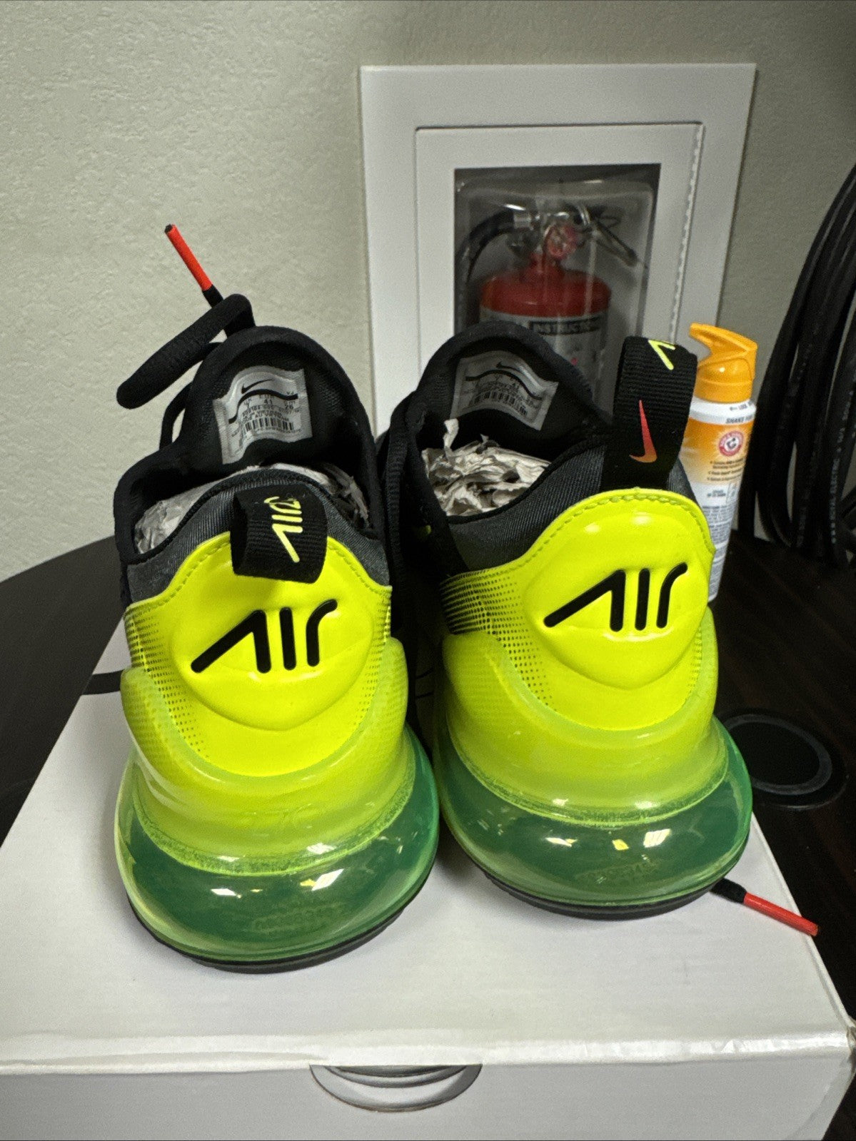 Nike AirMax 270 Neon Collection Trainers Size 8 - product image from the listing.