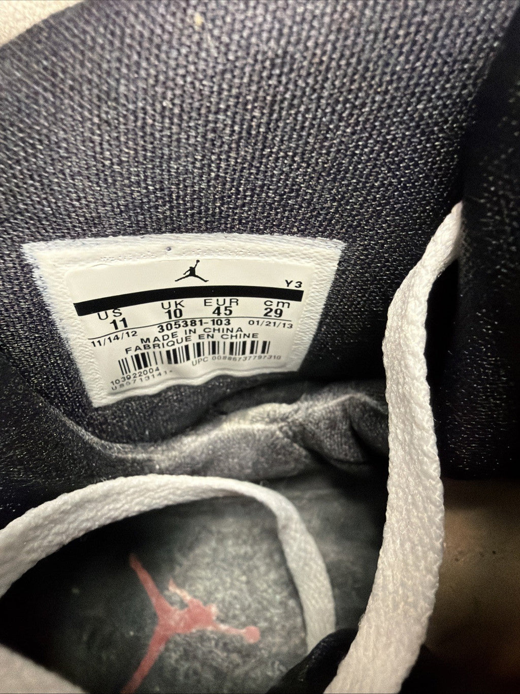 Air Jordan 8 Retro 2013 Bugs Bunny - Size 11 - product image from the listing.