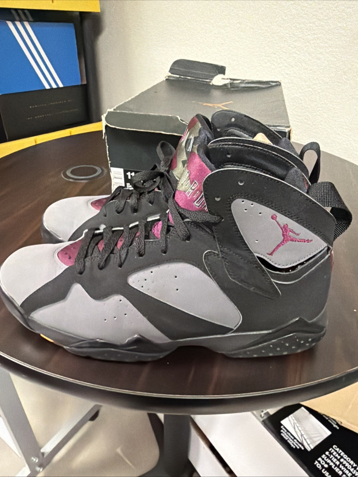 Men's Jordan 7 Bordeaux 2016 Sneakers Size 11 Used 100% Authentic - product image from the listing.