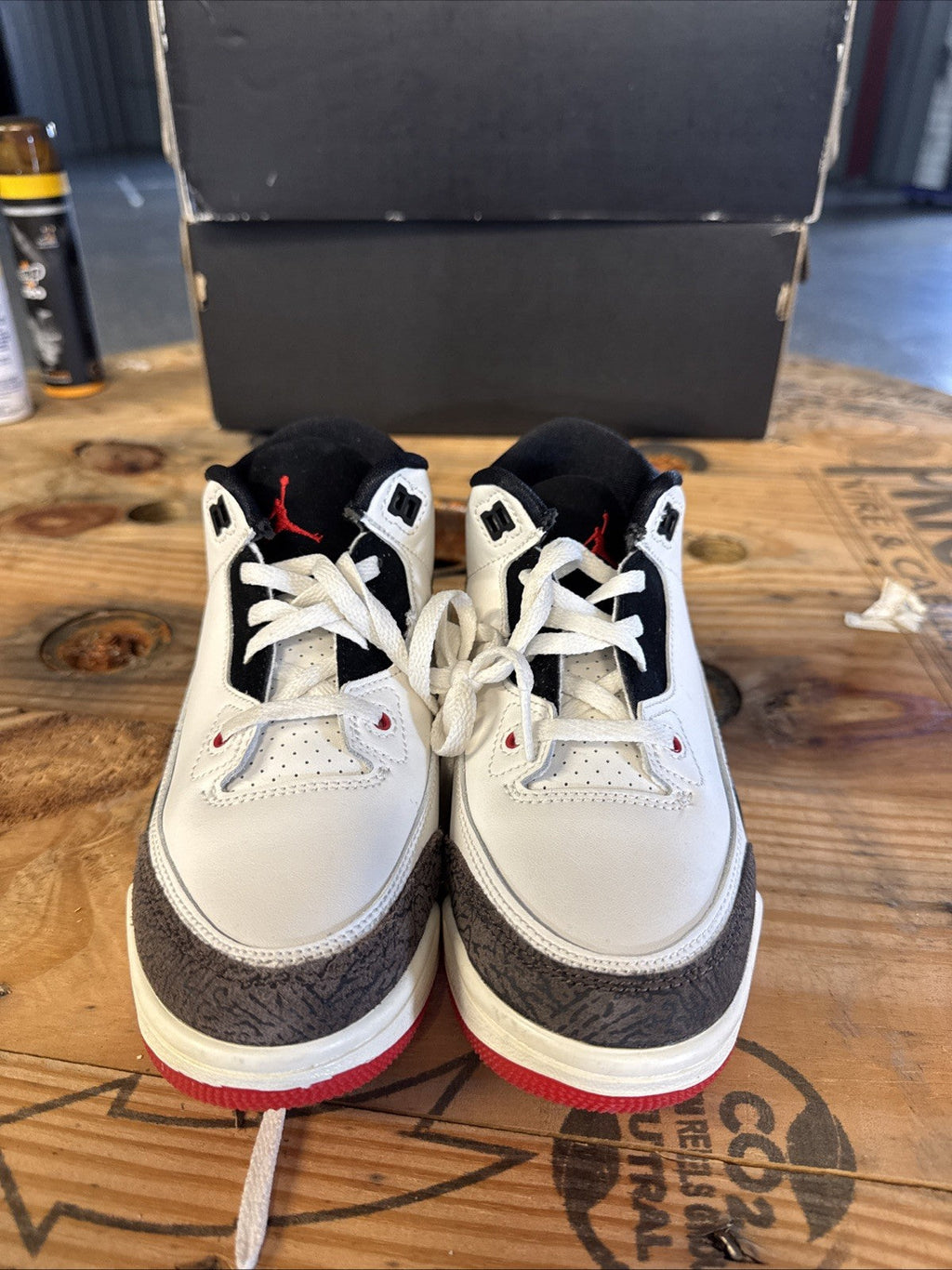 Jordan 3 Retro (PS) | Replacement Box - Size 2y - product image from the listing.