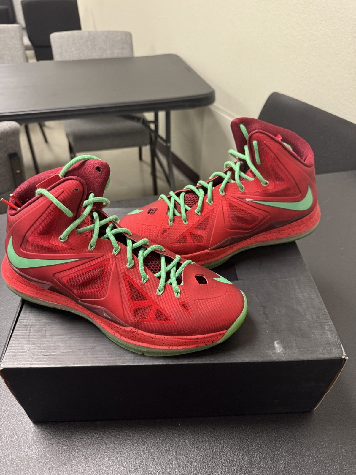 LeBron X - Christmas - size 12 - product image from the listing.