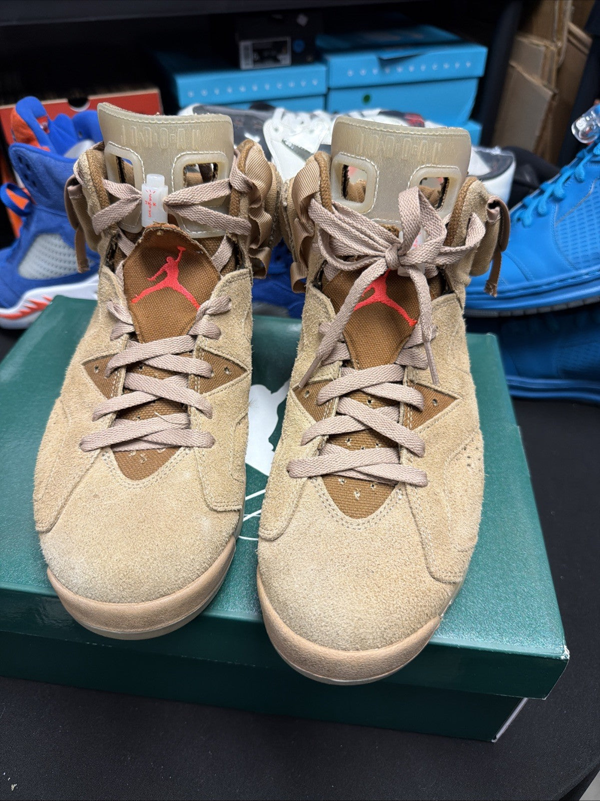 Nike Air Jordan 6 VI Retro Travis Scott "British Khaki" Size 9 US DS DH0690-200 - product image from the listing.