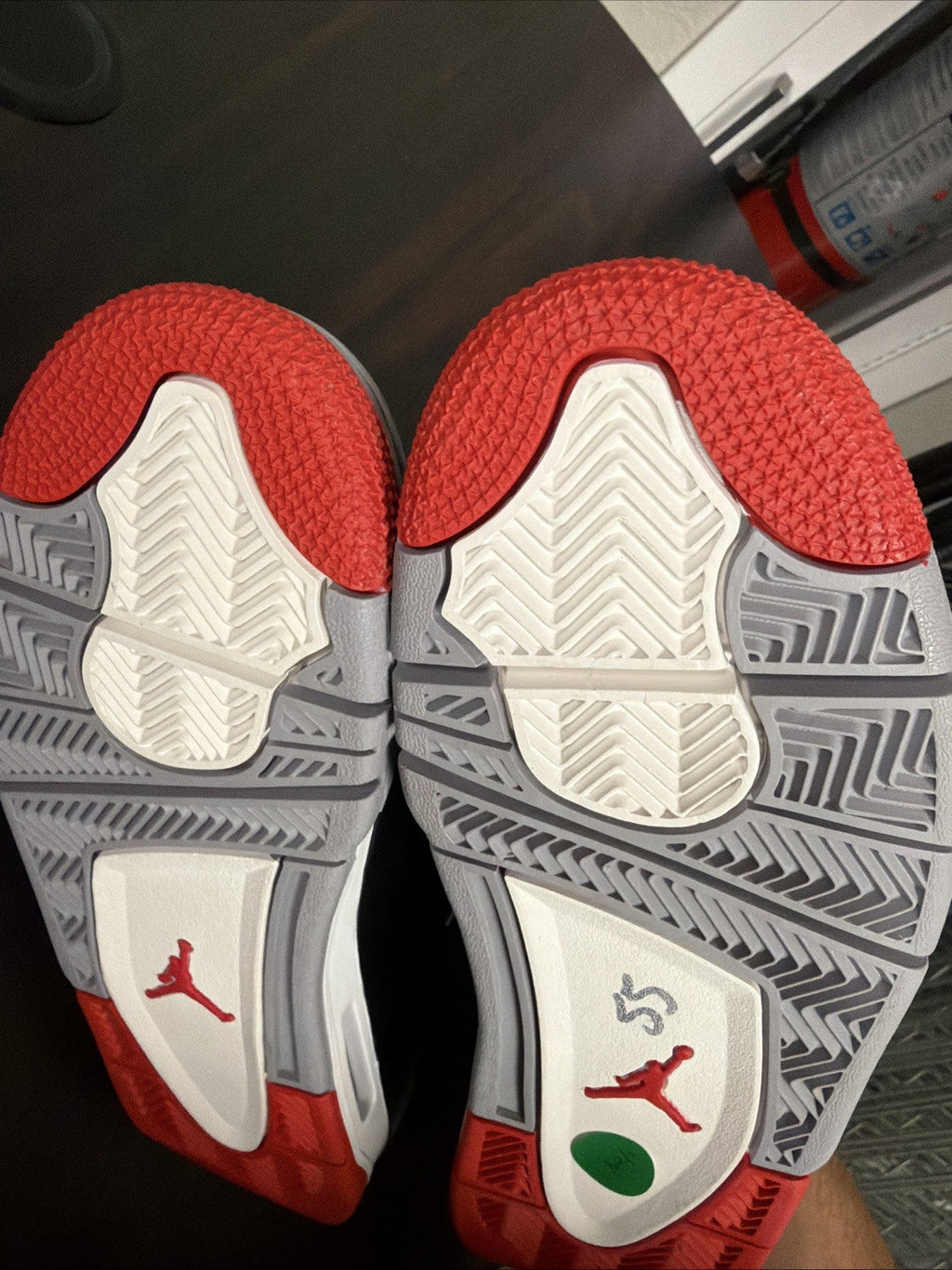 Air Jordan 4 Retro Bred Reimagined - GS 5 - product image from the listing.
