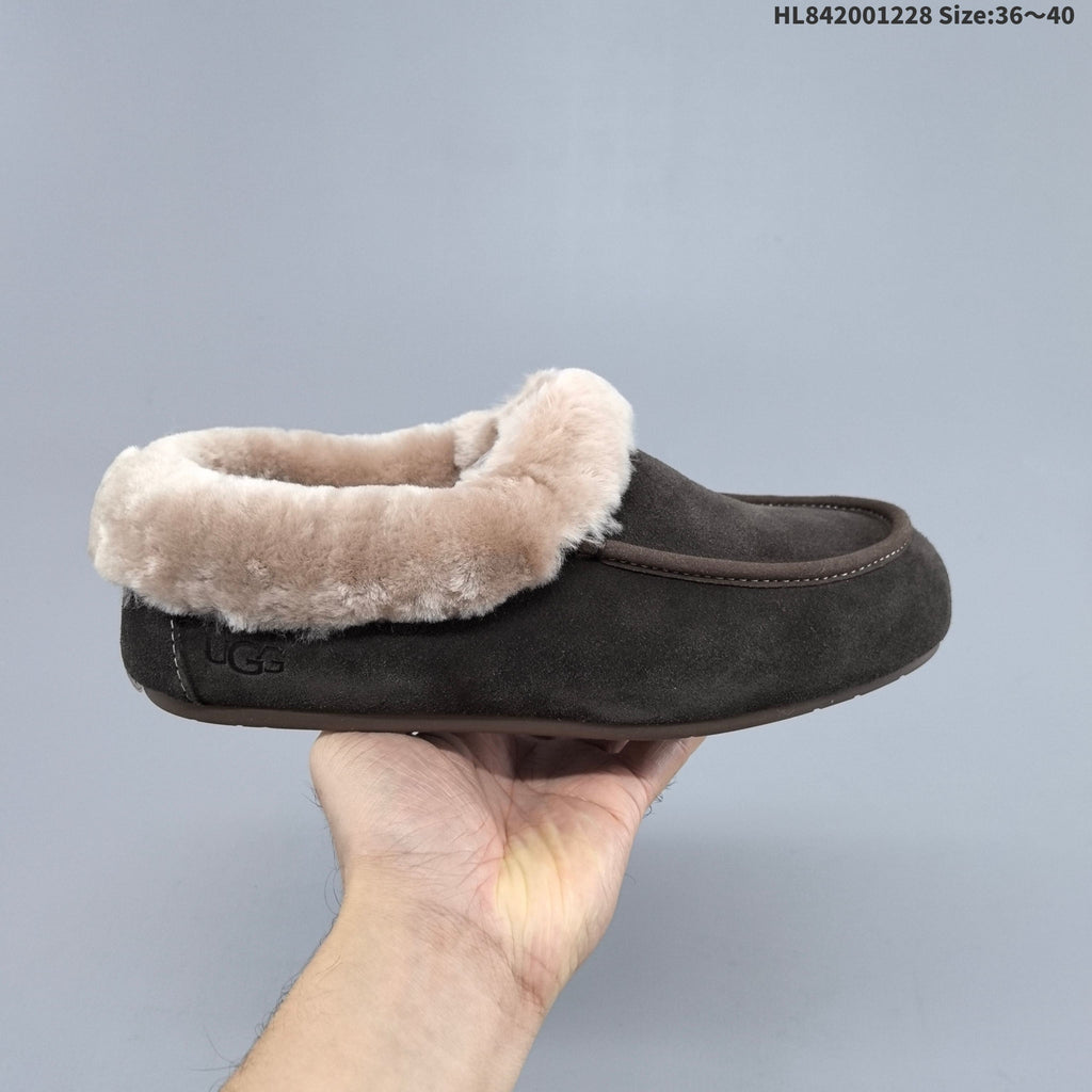 Classic Mini Dipper Suede Slippers with Faux-Fur Trim by UGG - product image from the listing.