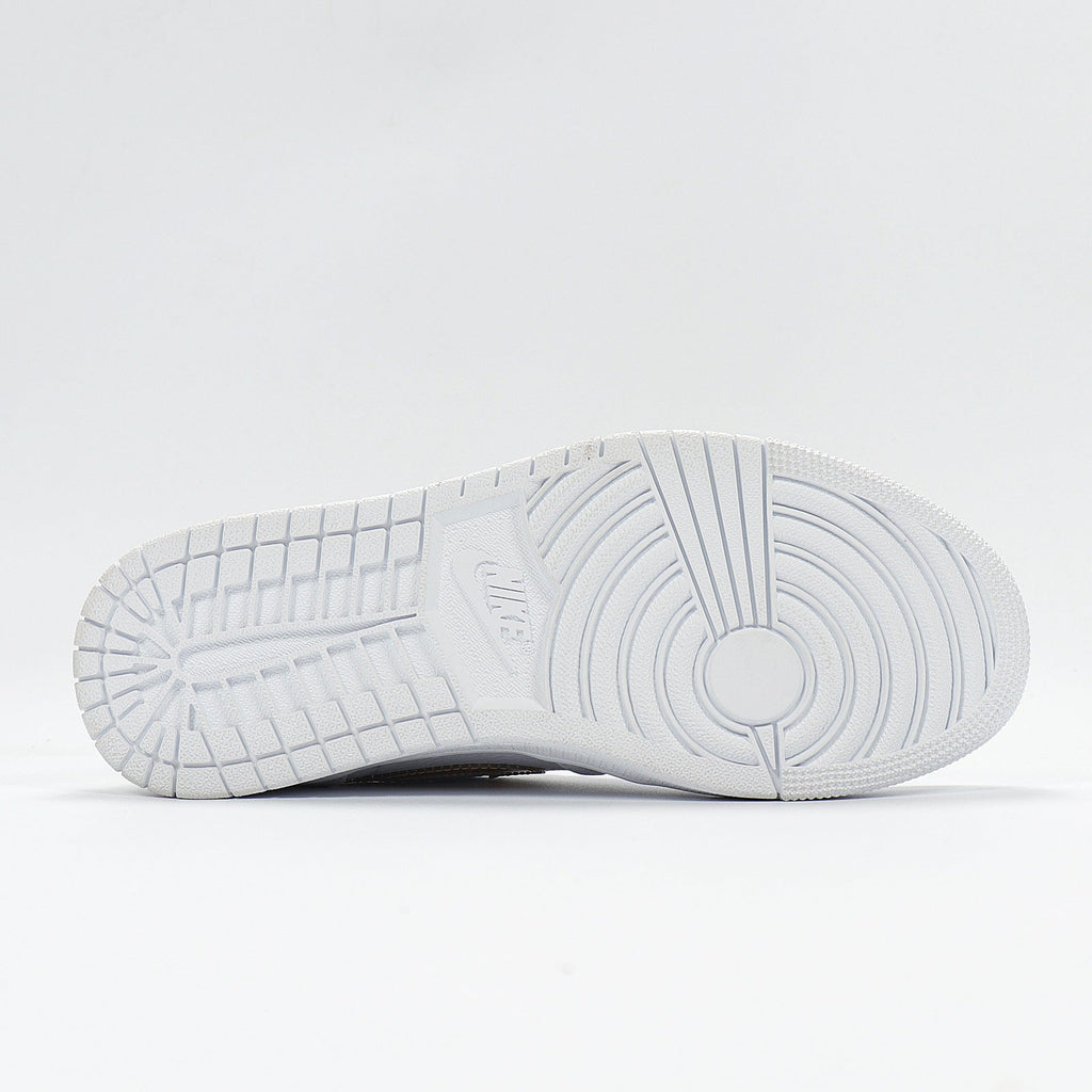 Nike Air Force 1 Low in White Metallic Gold CZ4776-100 - product image from the listing.