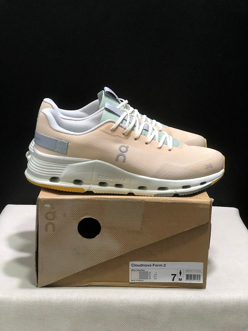 On Cloudnova Form 2 Trainers in Mist and Heather - product image from the listing.