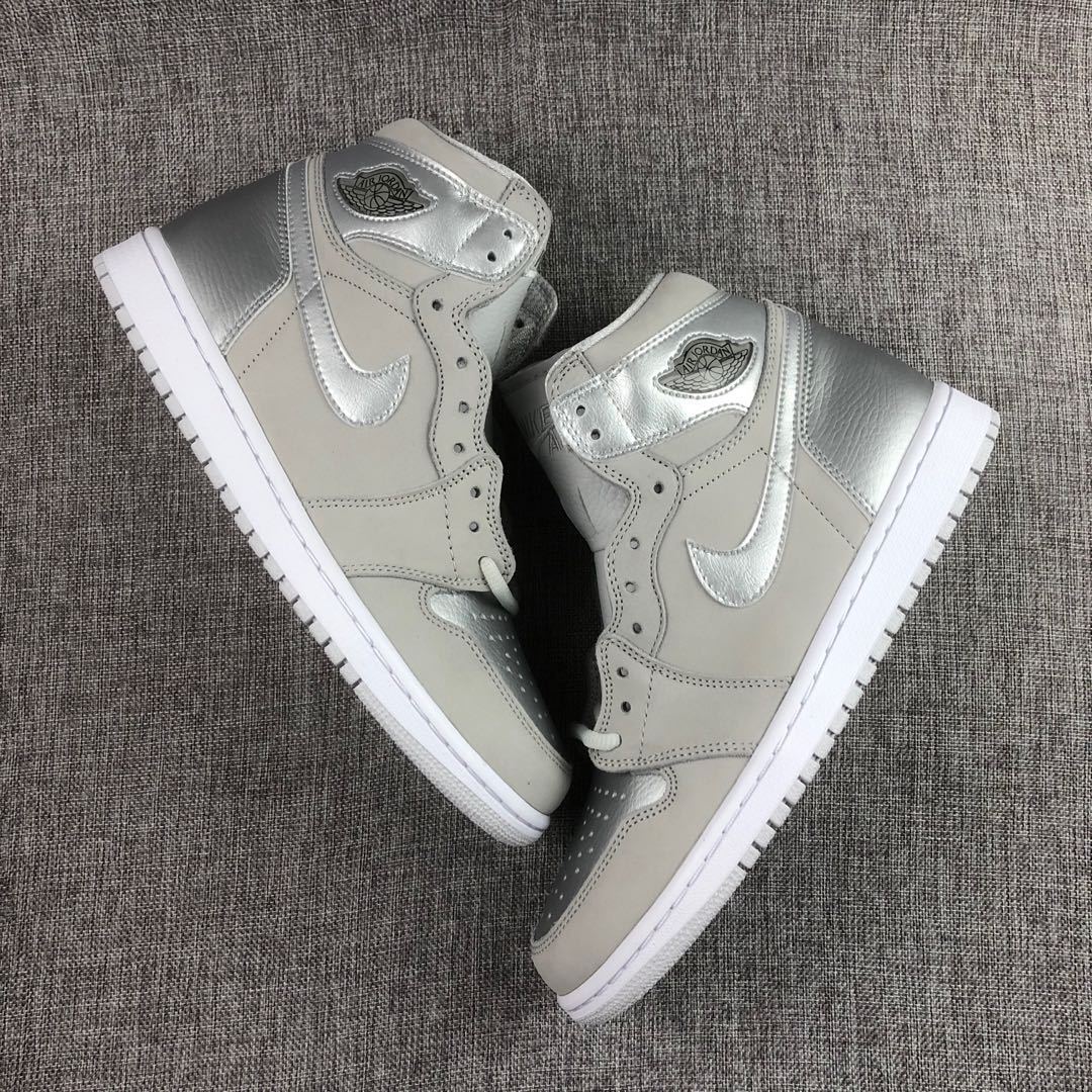 Air Jordan 1 High OG Japan Grey Silver Sneakers DC1788-029 - product image from the listing.