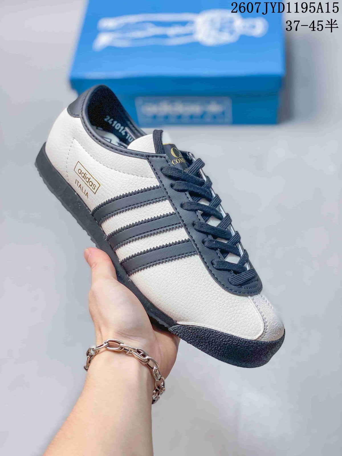 adidas x C.P. Company Italia SPZL Sneakers Off-White in Navy - product image from the listing.