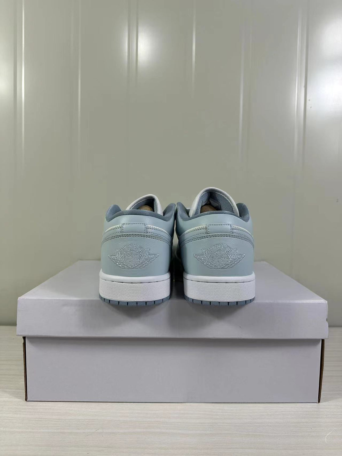 Air Jordan 1 Low Blue White DC0774-164 - product image from the listing.