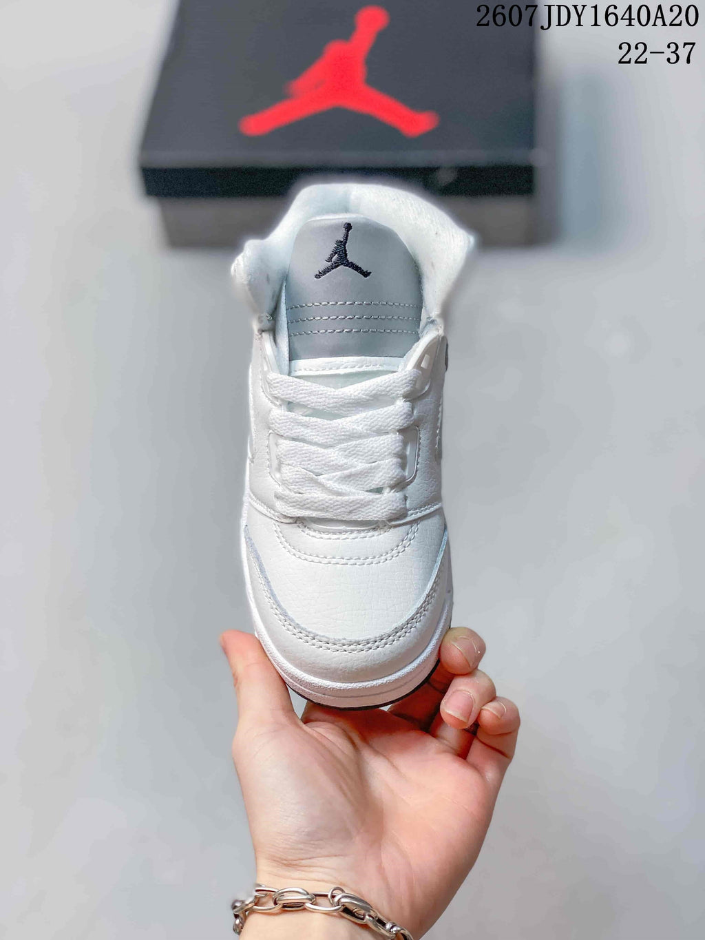 Air Jordan 5 Retro Kids' Sneakers White - product image from the listing.